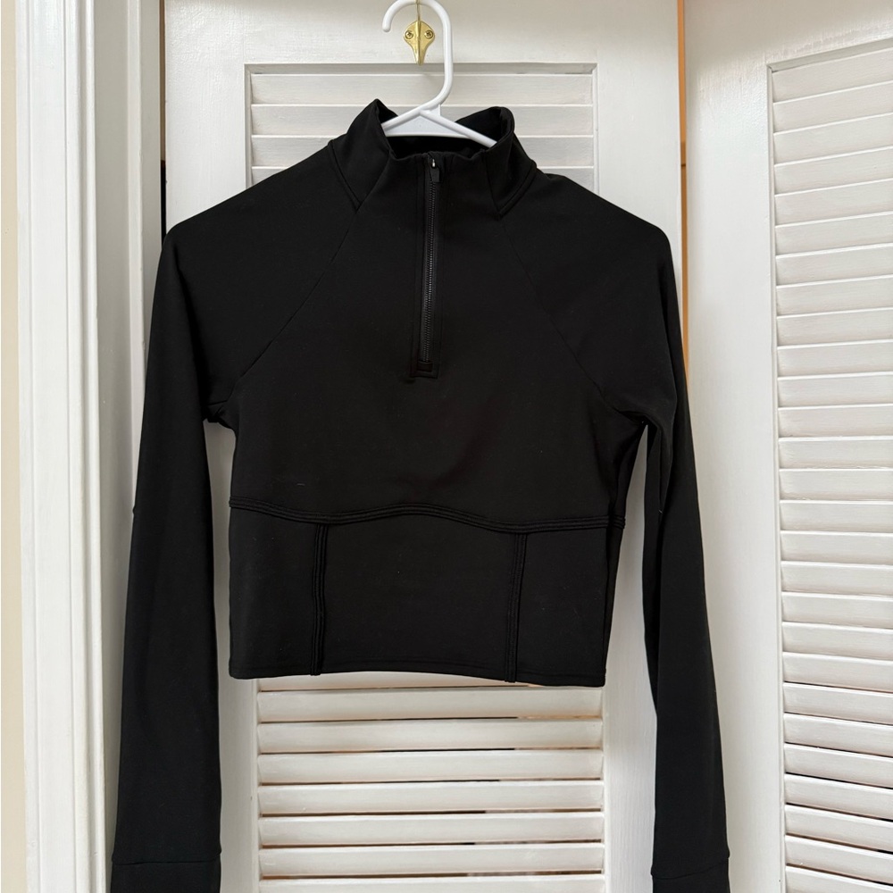 Fabletics- Cropped Black Women's Quarter-Zip Sweatshirt
